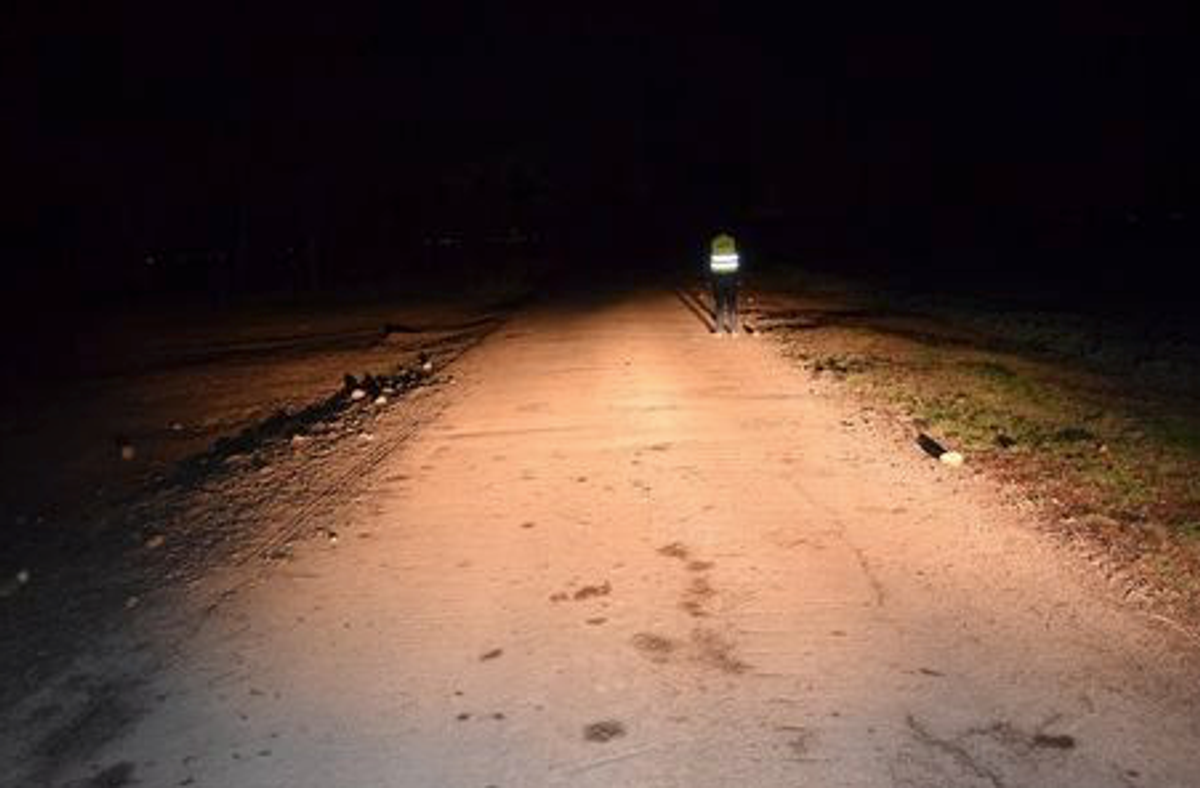 Zrazený cyklista na ceste medzi obcami Mierovo a Kvetoslavov Zrazený