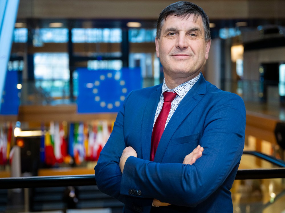 Europoslanec Branislav Ondruš oznámil odchod zo strany Hlas-SD