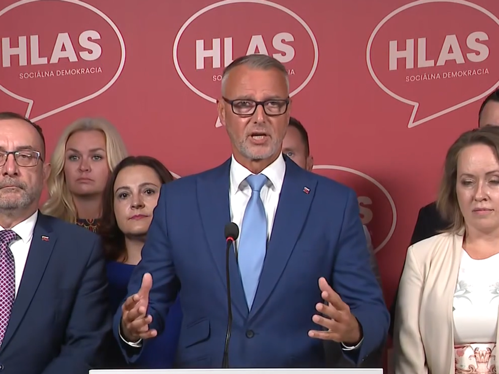 Hlas prichádza s ústavnou zmenou. Občania by mohli referendom ukončiť volebné obdobie