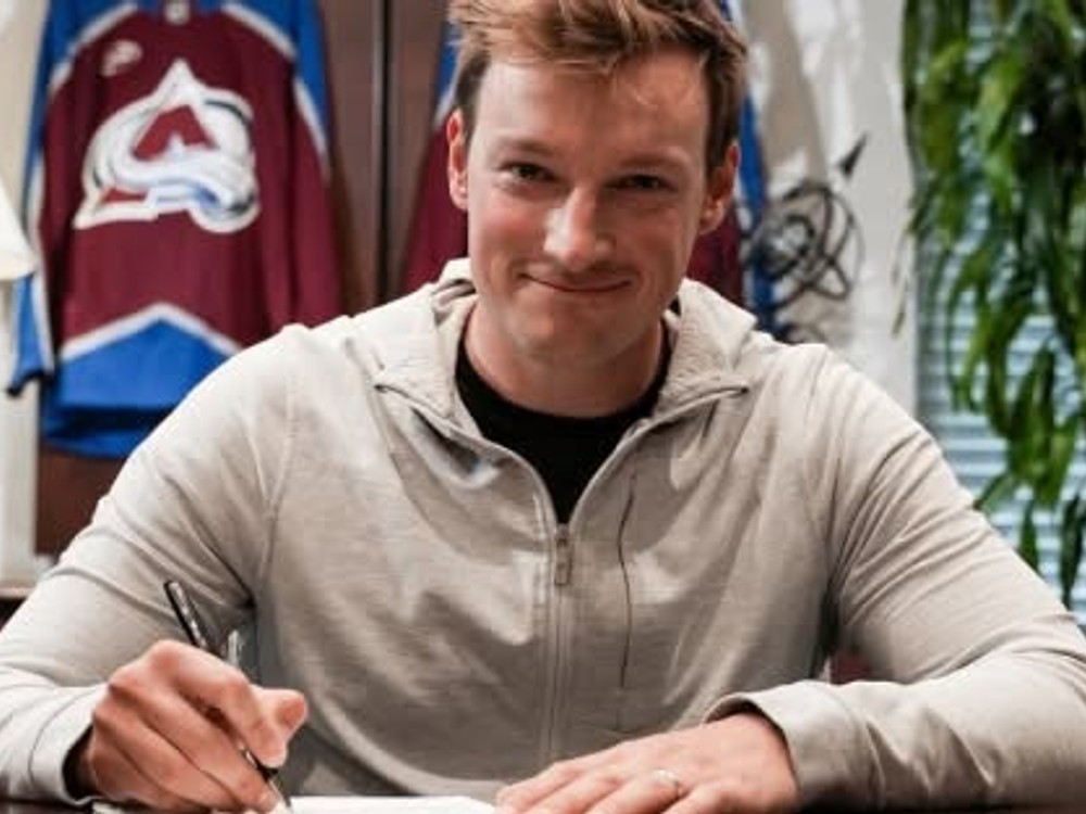 MAKAR najlepšie plateným hráčom NHL, podpísal gigantickú zmluvu