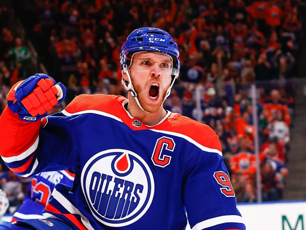 Nezastaviteľný MCDAVID vládne NHL, najlepšieho strelca má Minnesota