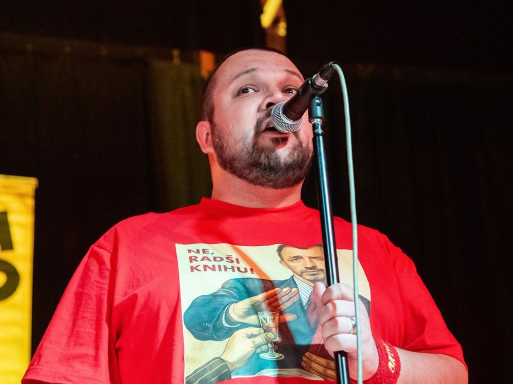 Náhle zomrel spevák Ivan NOVÁK, mal 30 rokov