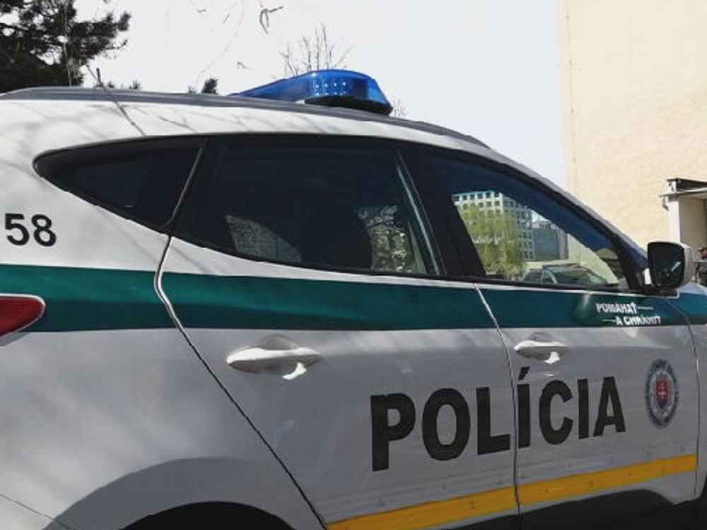 Ďalší incident na škole: V Švábovciach sa chlapec (16) vyhrážal spolužiačke (13) zabitím