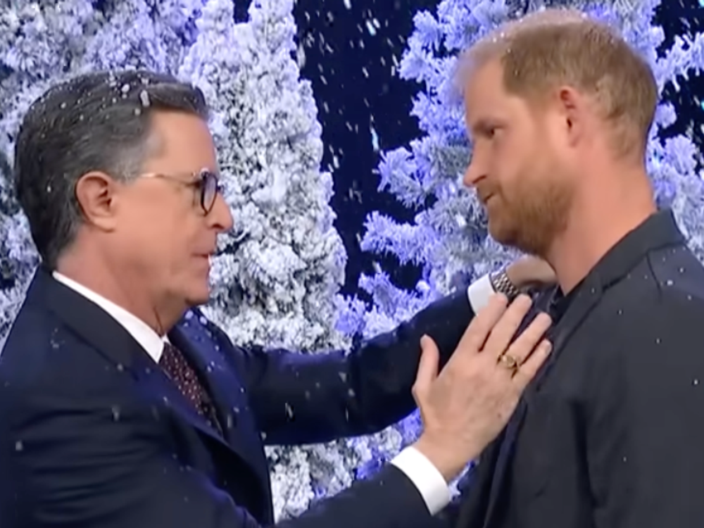 Chcel byť vtipný, ozvalo sa bučanie! Princ Harry to schytal za TIETO slová!