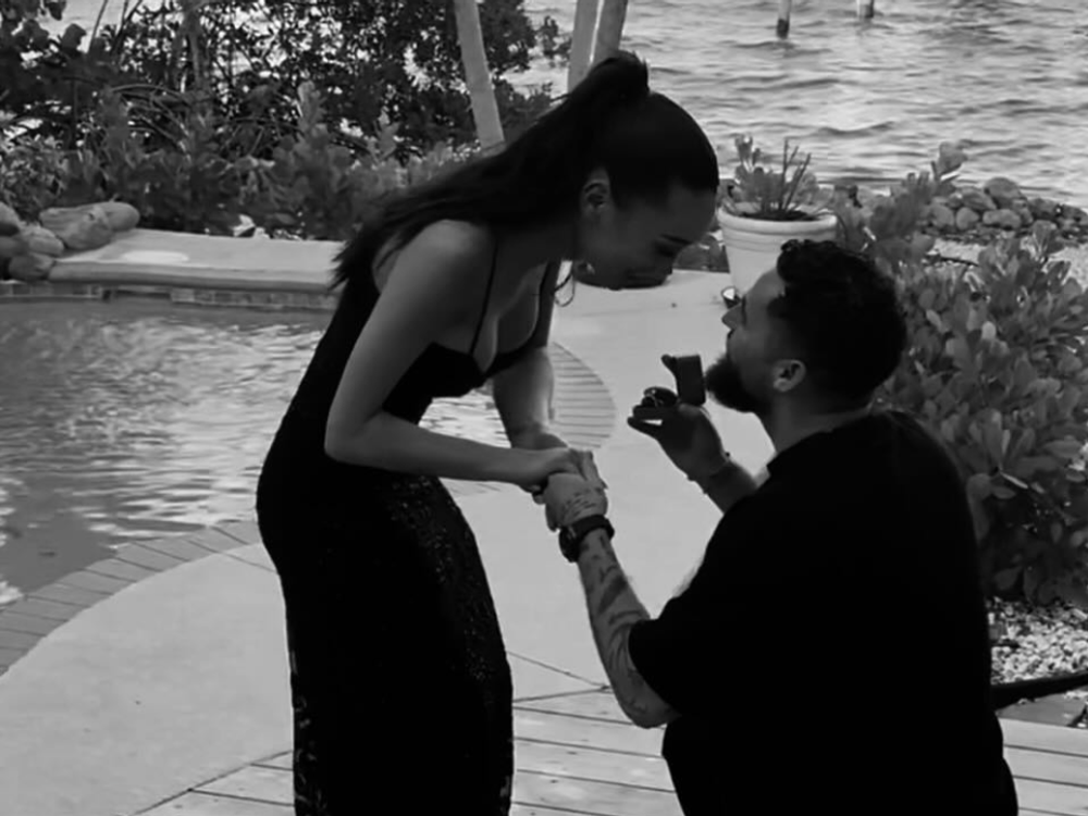 Zásnuby po pár mesiacoch! Dejdarov syn pokľakol pre misskou, ktorá mala nedávno vzťah so ženou!