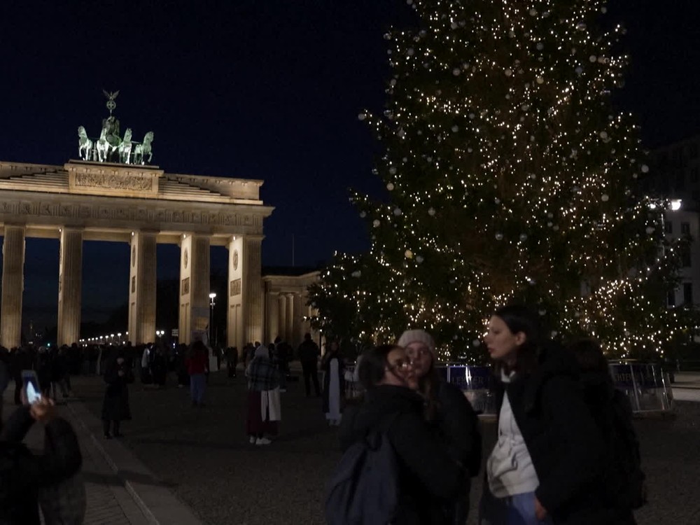 Požiar spôsobil masívny výpadok elektriny v Berlíne. Tisíce domácností mrznú, opravy potrvajú dni