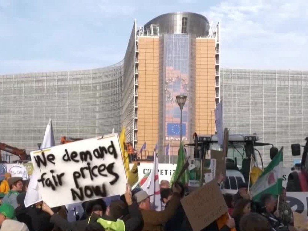 Po 25 rokoch rokovaní EÚ a Mercosur podpísali dohodu o voľnom obchode