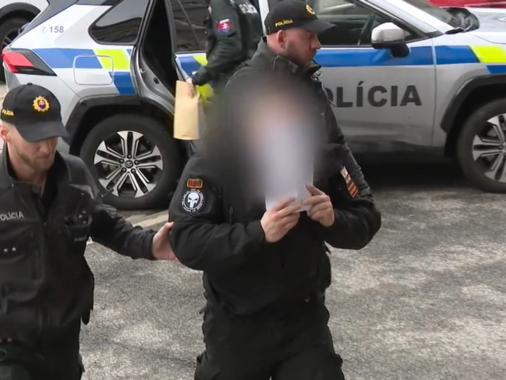 PMJ-čkár predával steroidy: "Včeličky" pichal aj na parkovisku. Súd ho poslal do väzby