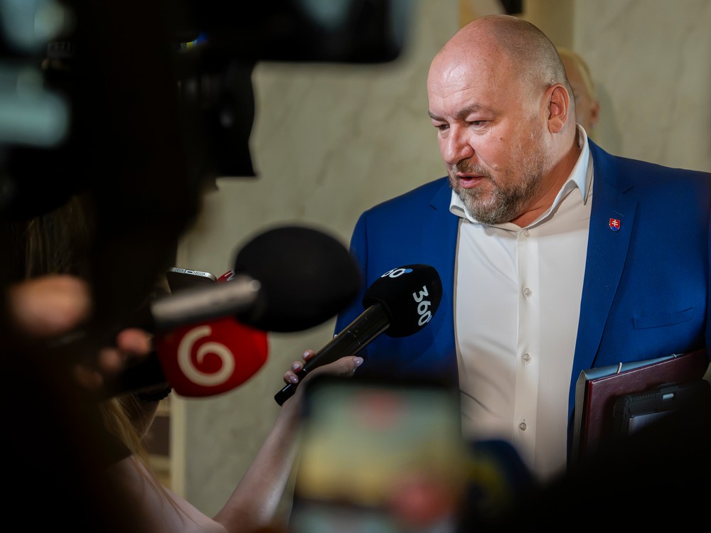 Strana vidieka mení názov na Strana vidieka HULIAKOVCI. Predstavila nový program