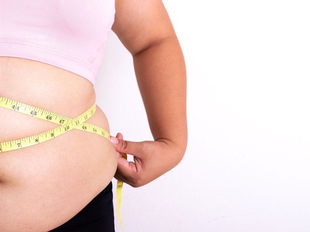 11 dôvodov, prečo sa vám hromadí TUK NA BRUCHU: Okrem nadbytku jedla sú to aj gény či lieky