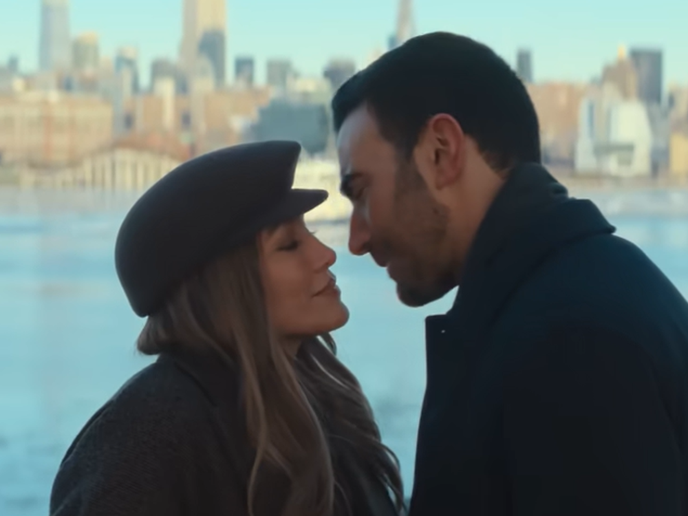 TENTO pár nikto nečakal! Nielen pred kamerou, Jennifer Lopez sa do kolegu zaľubila NAOZAJ!