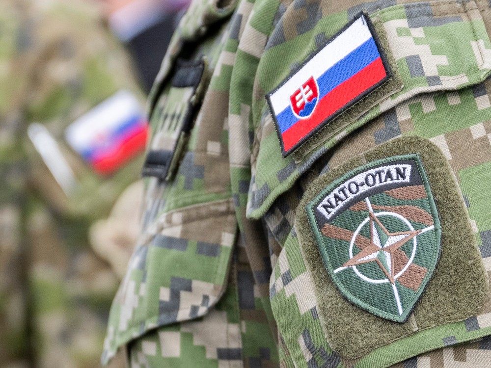 NATO pre bezpečnostnú situáciu stiahlo slovenských vojakov z Iraku