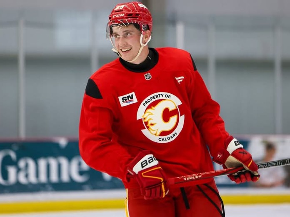 HONZEK prvýkrát trénoval po zranení, do zostavy Calgary sa nevráti