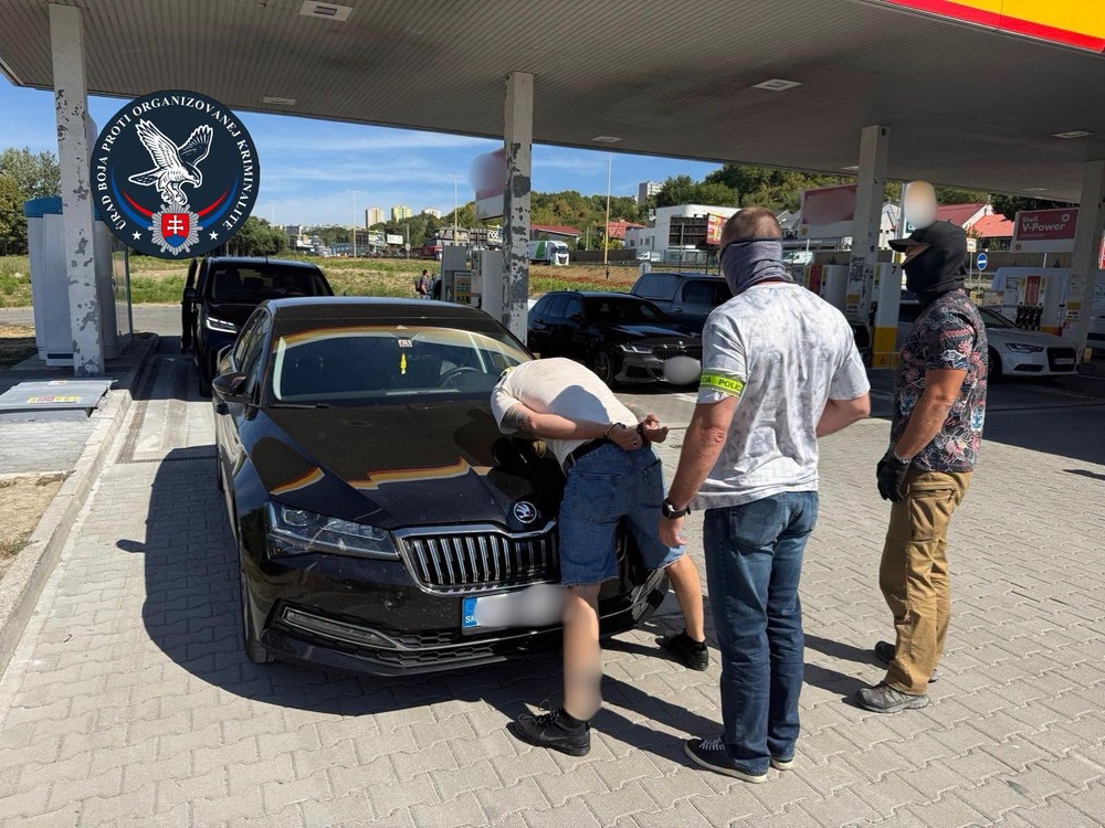 Plánovali zničiť výrobu dronov pre Ukrajinu. Súd podozrivého z útoku do väzby neposlal