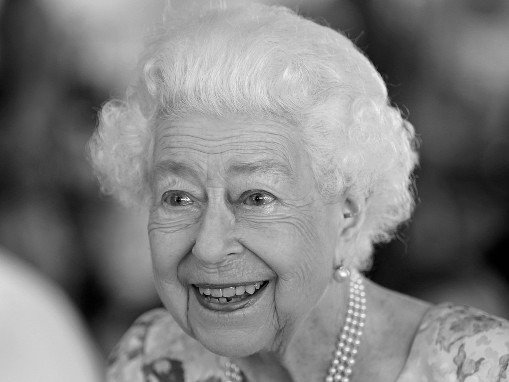 Dojímavá storočnica Alžbety II.: Kráľ Karol so slzami v očiach poslal mame do neba TENTO odkaz!