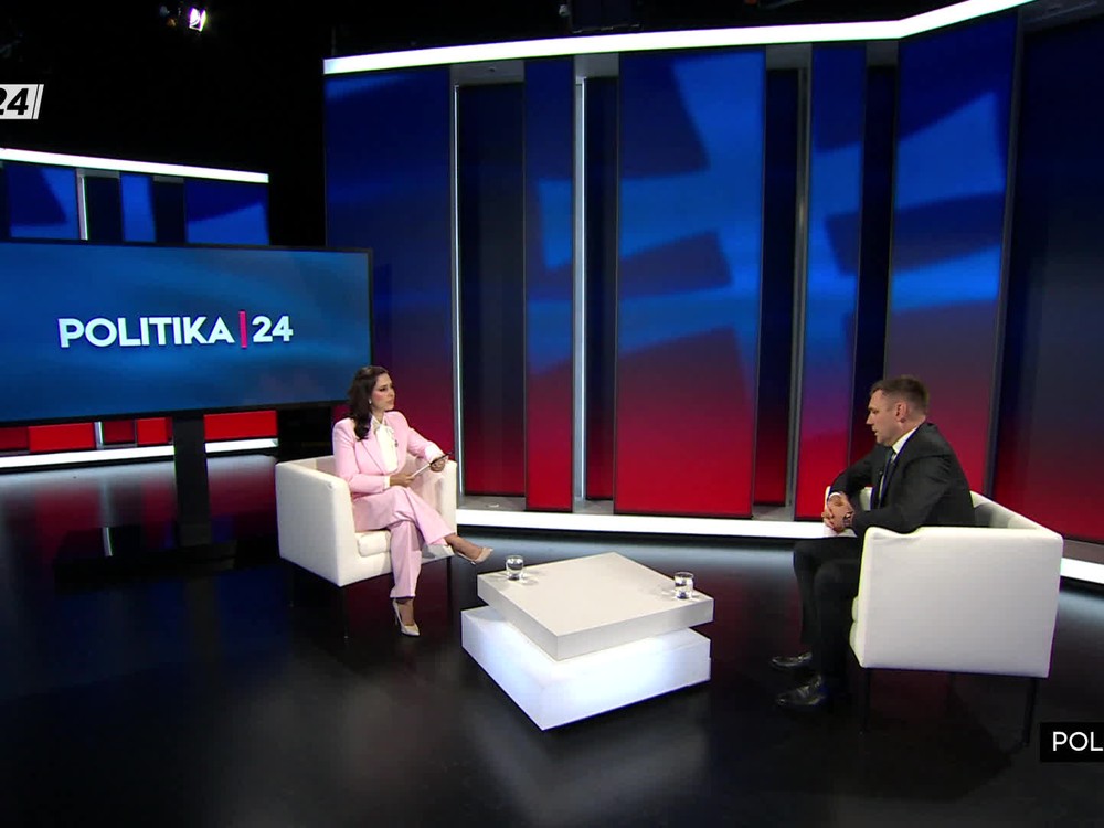 Politika 24: Taraba abdikovať neplánuje. Ak by ho odvolali, bude „autonómny poslanec“