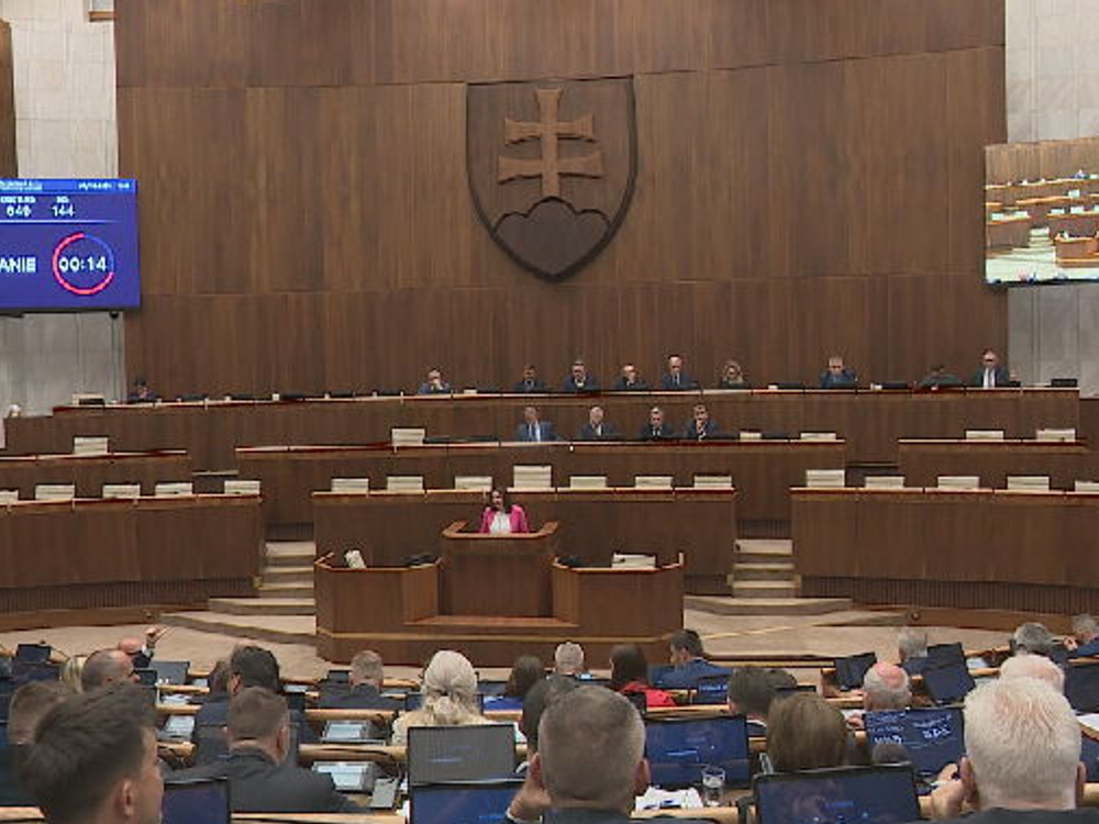 Prieskum AKO pre JOJ 24: Takmer pätina slovenských voličov by sa nevedela rozhodnúť