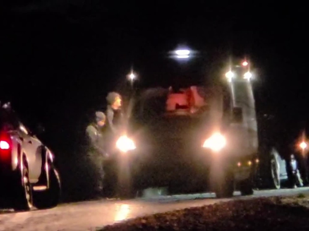 Tragédia vo Svätom Jure: V jednom z obydlí zomrel muž po bodnutí nožom