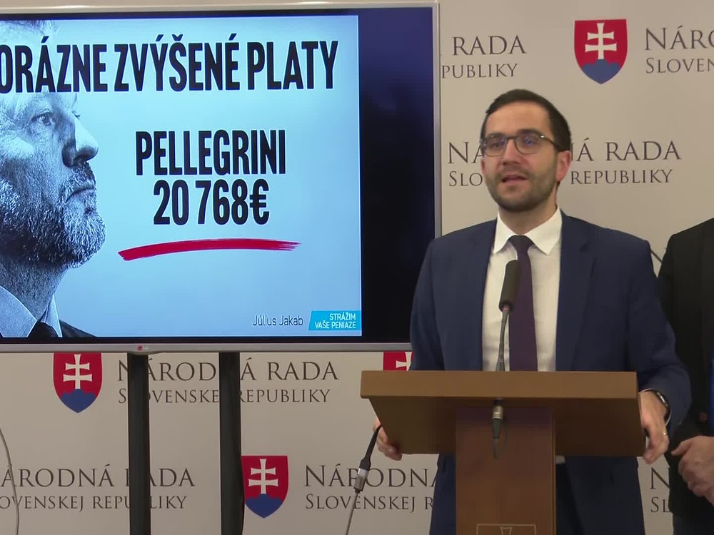 Hnutie Slovensko: Plat prezidenta Pellegriniho má stúpnuť nad 20-tisíc eur