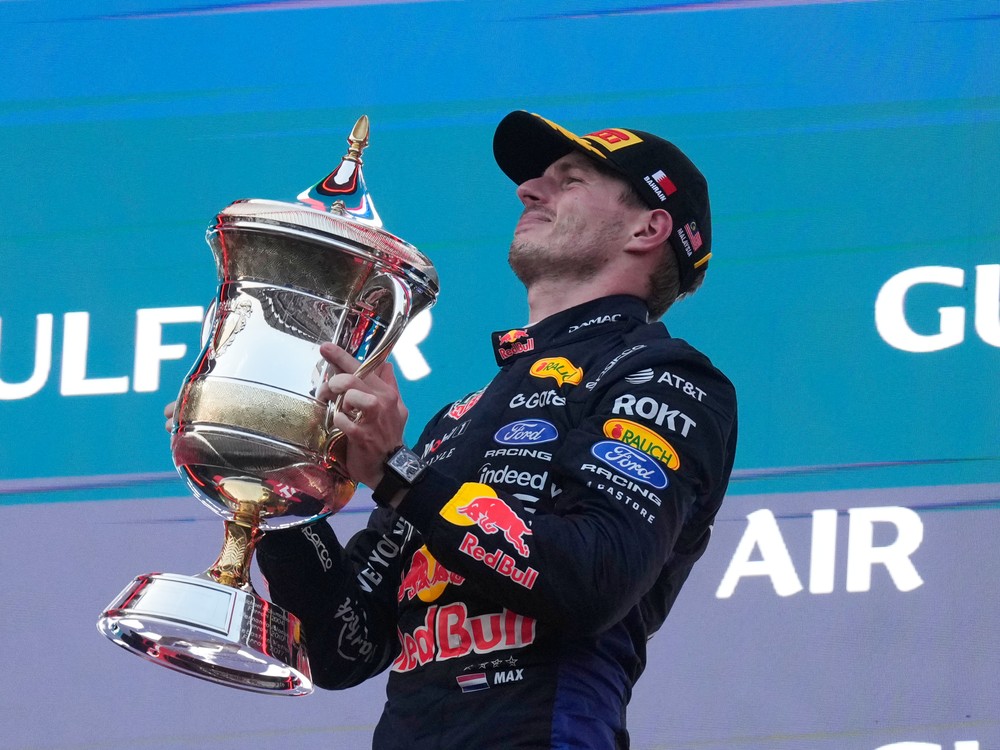 Premiérový triumf VERSTAPPENA v sezóne