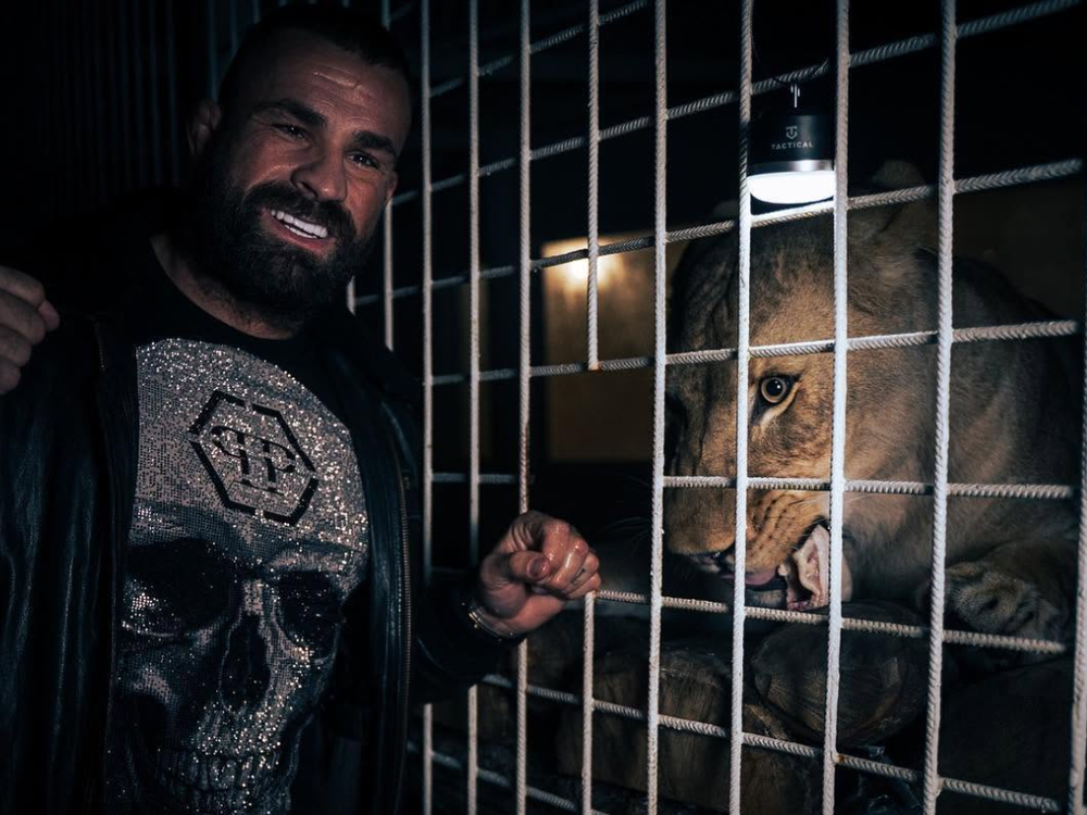 Úrady odobrali zápasníkovi Vémolovi levicu Elsu. Premiestnia ju do ZOO Liberec