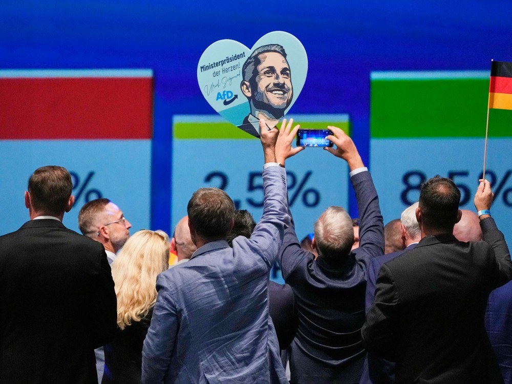 AfD drvivo vyhrala voľby. Nemecké médiá hovoria o politickom zemetrasení