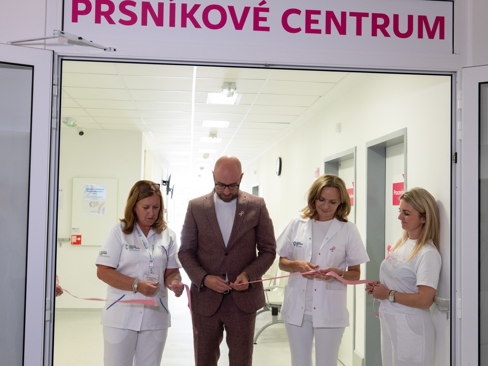 Pacientky už nebudú blúdiť po nemocnici. NOÚ otvoril nové Prsníkové centrum