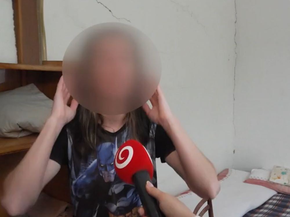 Po prepustení z psychiatrie nemala kam ísť. Obec sa ujala ženy, o ktorú nikto nejavil záujem