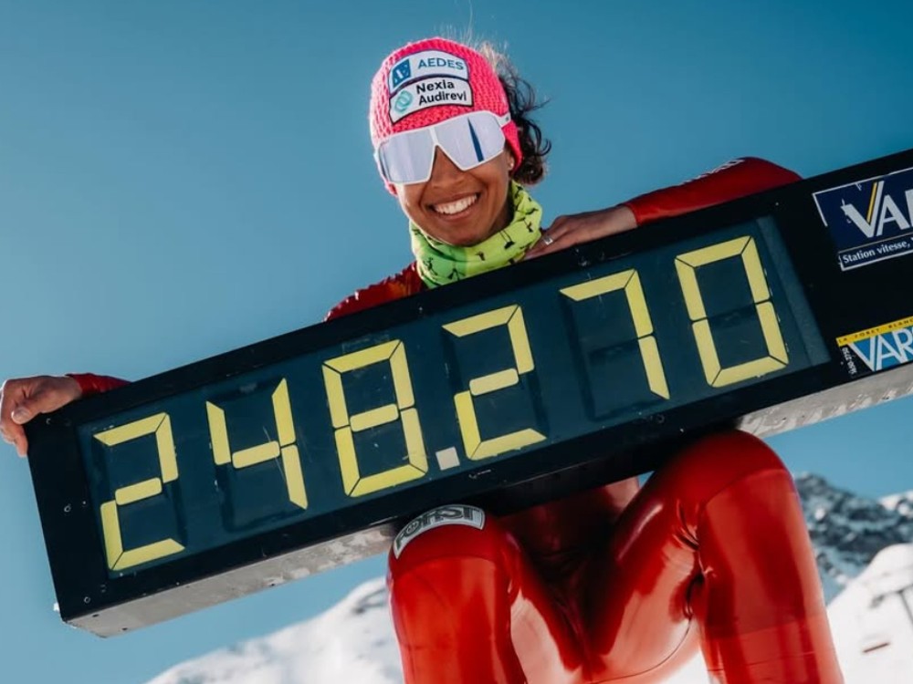 Padol ženský svetový rekord v rýchlostnom lyžovaní