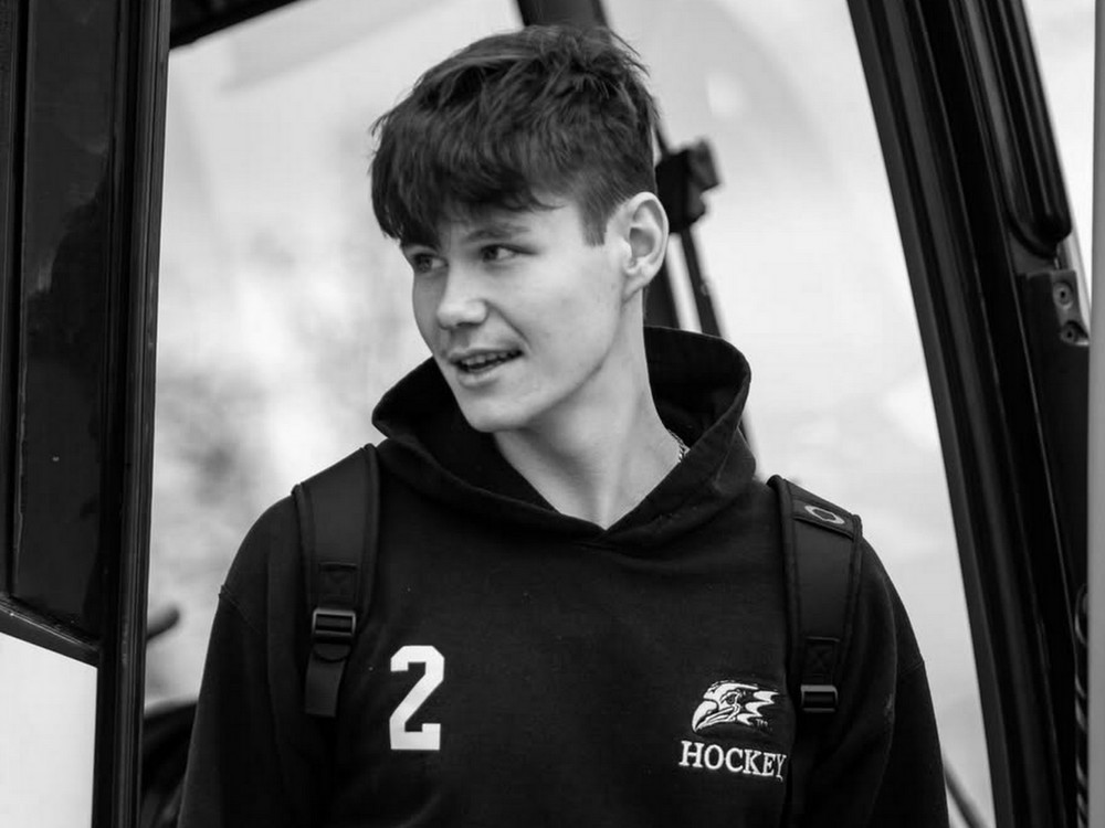 Nečakane zomrel 22-ročný hokejista