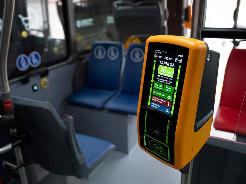 VIDEO: Po vlakoch prichádzajú zľavy aj v autobusoch. Toto hovoria Slováci po zlacnení lístkov