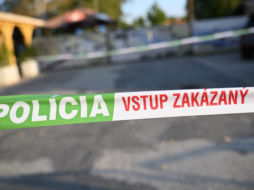 Záhadná smrť malej škôlkarky šokovala Lučenec. Na stav dievčatka upozornili aj učiteľky