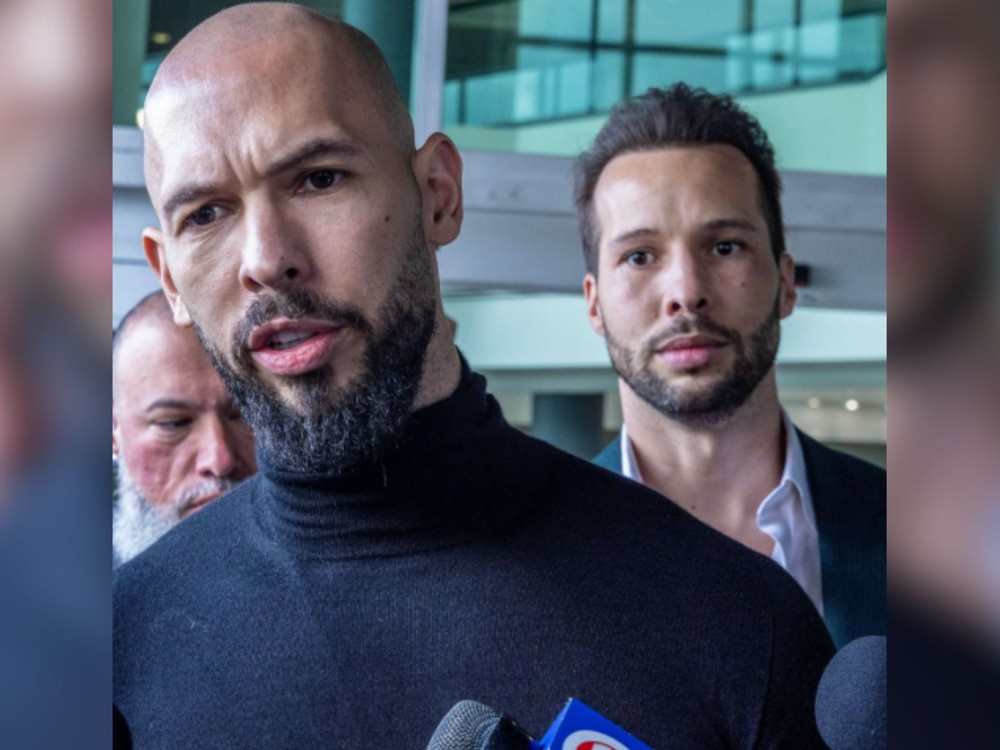 Andrewa Tatea a jeho brata zadržali v USA. Británia proti nim vzniesla nové obvinenia