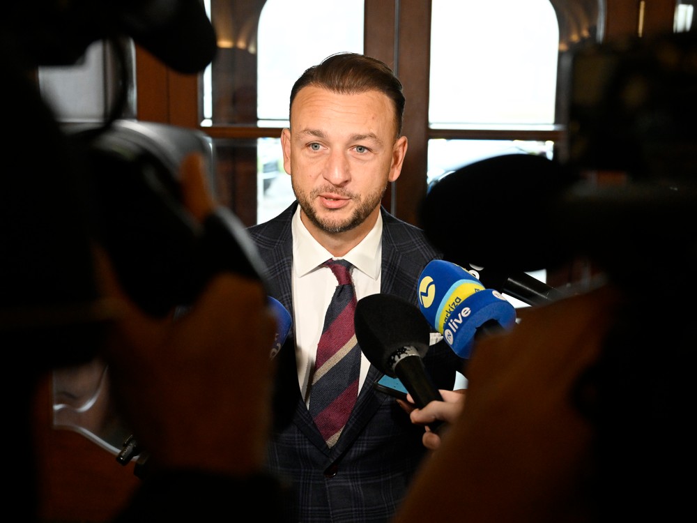 Šutaj Eštok o zamietnutí jeho sťažnosti na pokutu: Čurillovci sa tešia predčasne