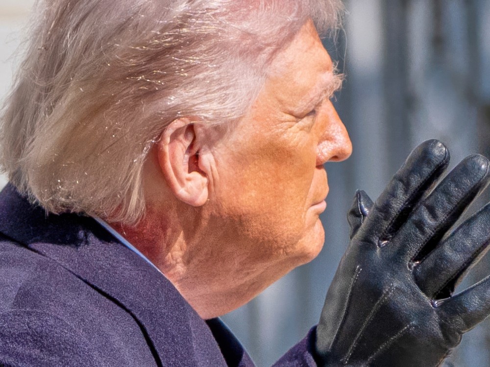 Červený fľak na krku Donalda Trumpa vyvolal otázky: Biely dom odhaľuje príčinu