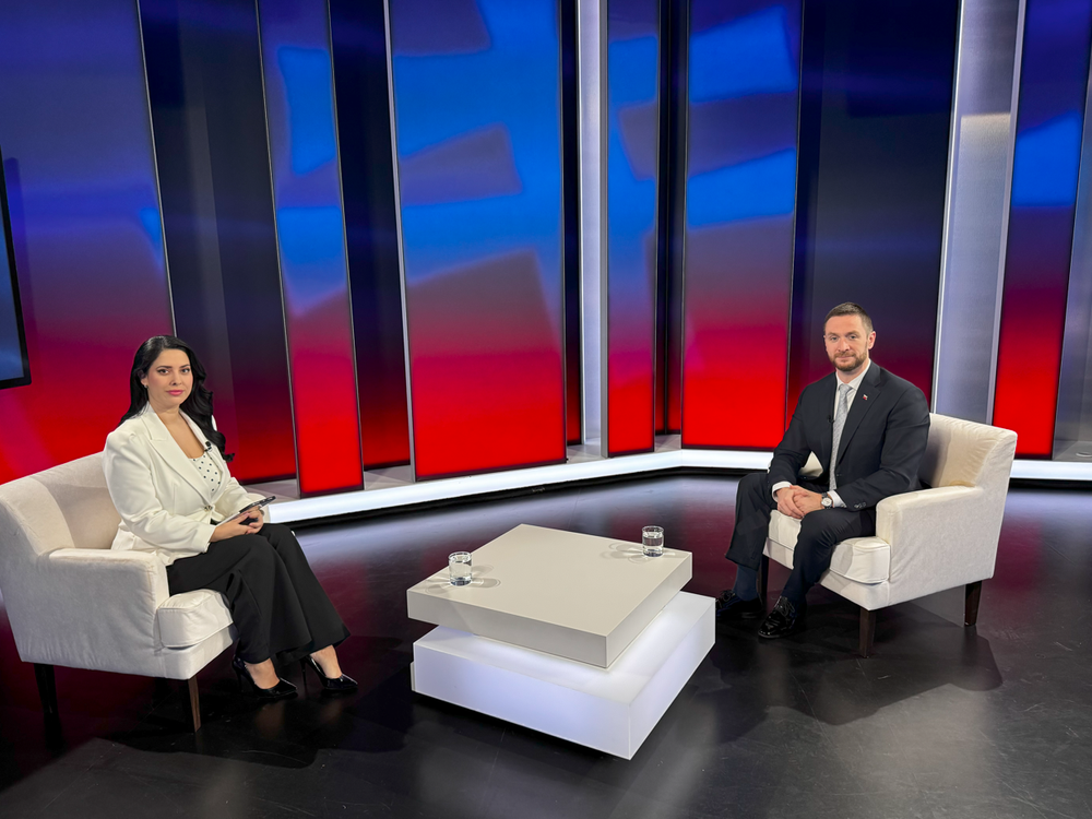 „Nie sme extrémisti, ani sme nikdy neboli,“ vyhlásil Uhrík v Politika 24