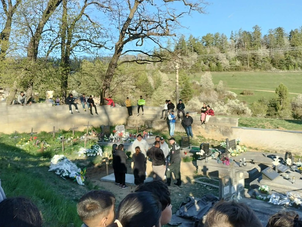 Hrôza pod Spišským hradom. Príbuzní počuli klopkanie a hlasy z hrobu