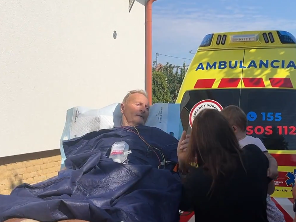 „Zober ma ešte raz domov. Chcem vidieť svoju záhradu.“ Marcel plní pacientom posledné želania