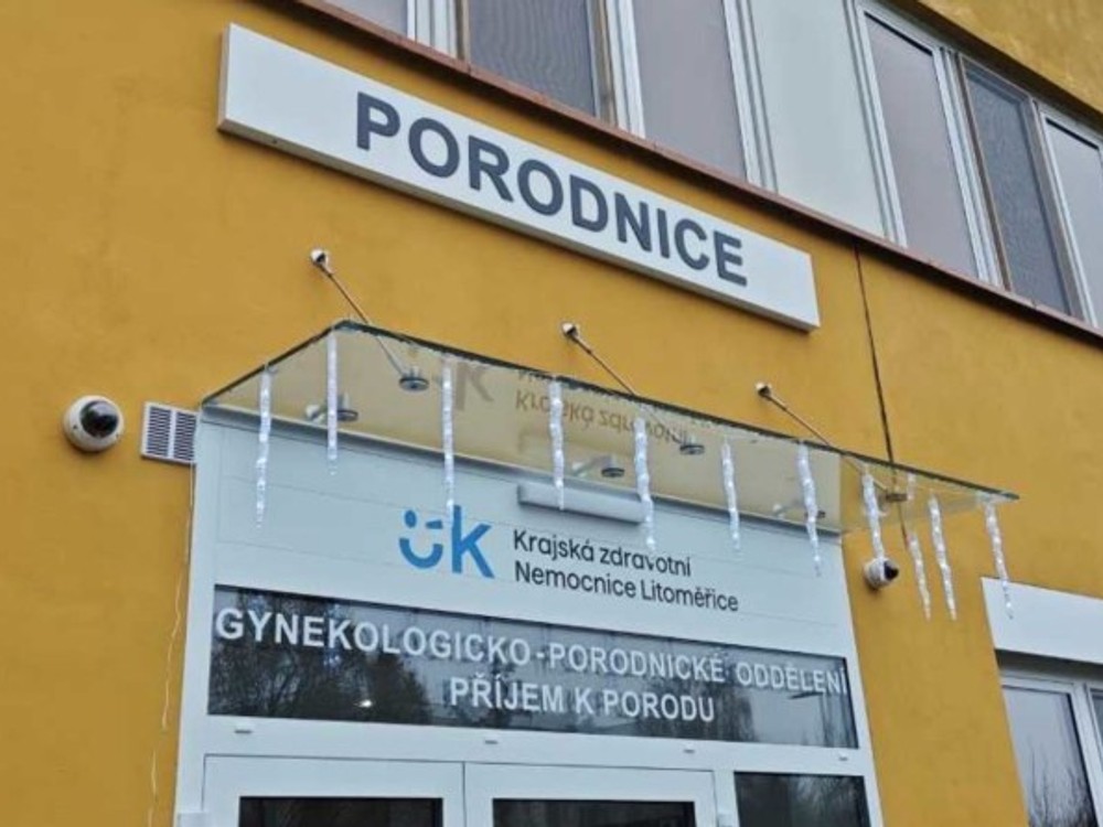 V pôrodnici v Litomeřiciach za deň oživovali 4 novorodencov. Dve bábätká neprežili