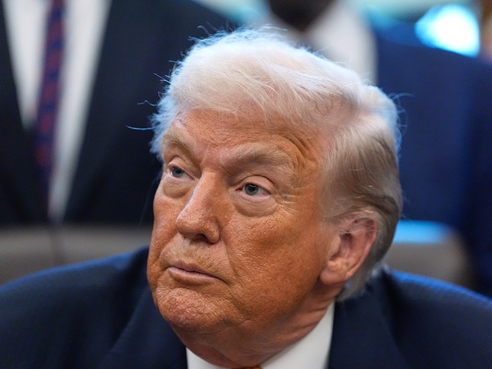 Donald Trump podpísal rozpočtový zákon, shutdown sa tak končí