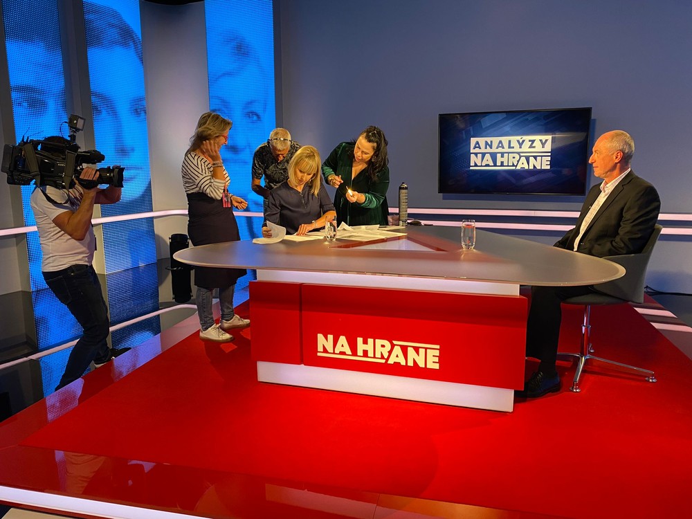 Analýzy Na hrane s ministrom hospodárstva Karlom Hirmanom