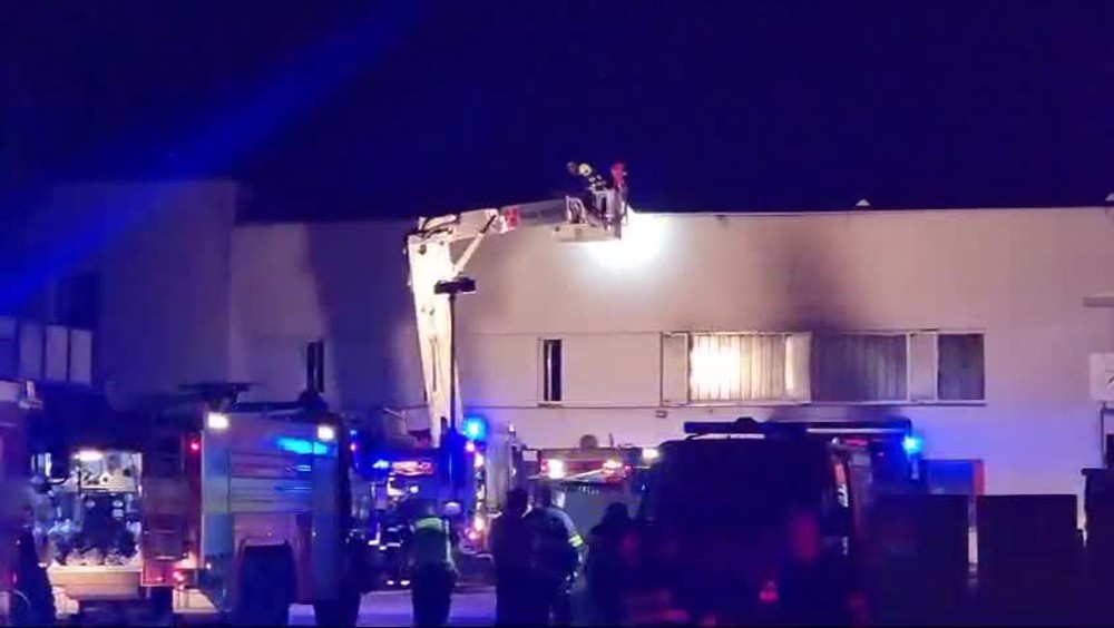 [multi] Požiar Bahóň 15080