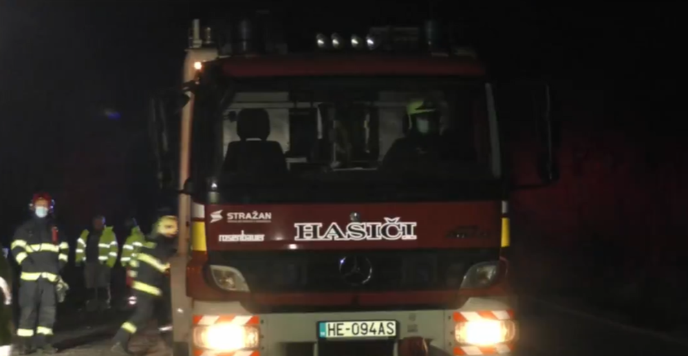 Z auta zostal iba vrak