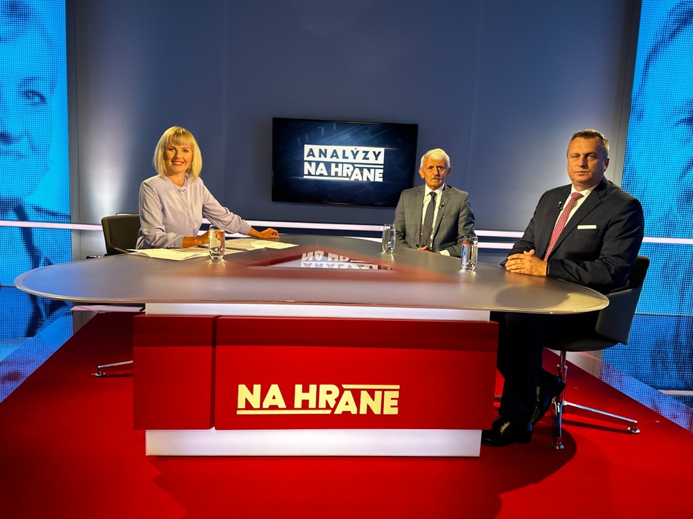 Analýzy Na hrane s Mikulášom Dzurindom a Andrejom Dankom