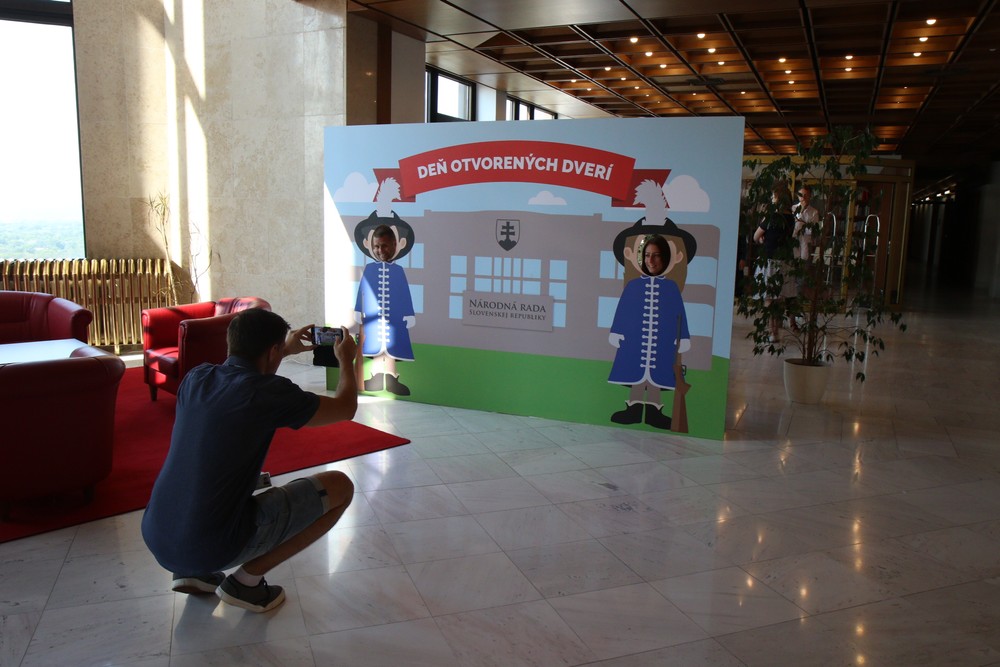 Brány parlamentu aj Bratislavského hradu otvoria pre širokú verejnosť