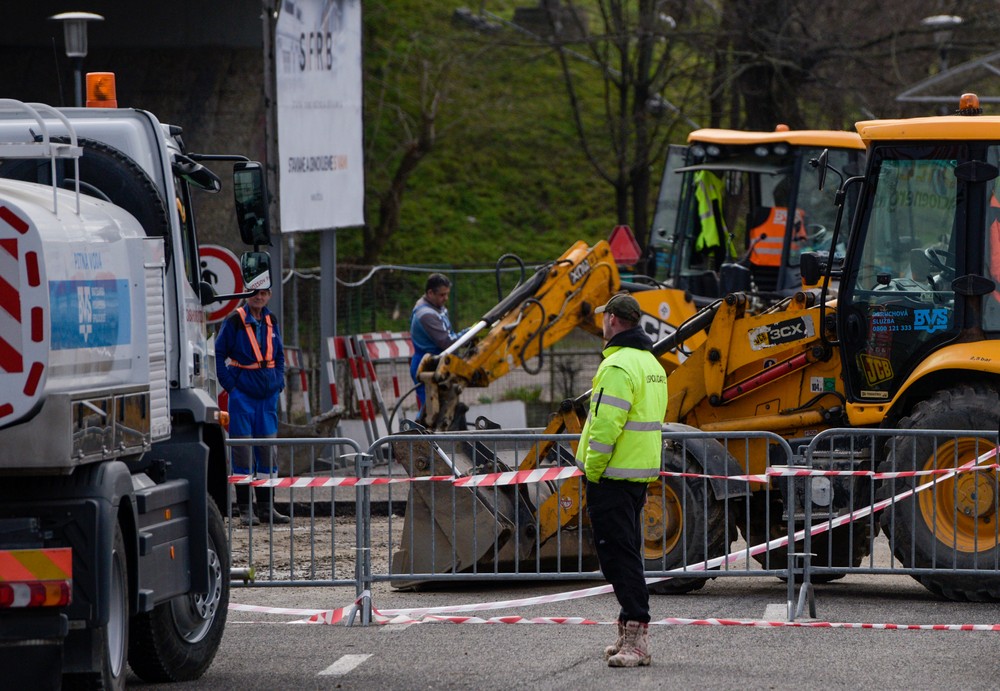 2_13032023_sad_janka_krala_odcerpavanie_vody943356