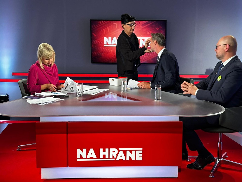 d5ffda66-91ea-4655-819e-c3c9859cd7ec