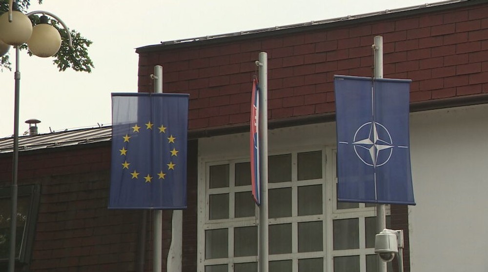 Ohrozena spolupraca tajnych (5)