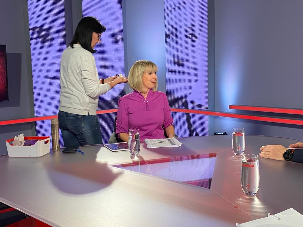 16b023a7-b8fc-41ce-a7db-ae161953739f