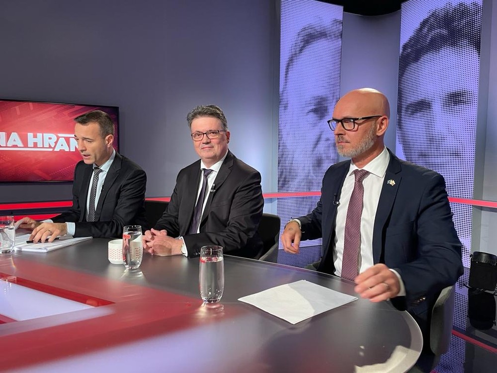 7d7d5e05-e993-405b-a40e-57389d7a496a